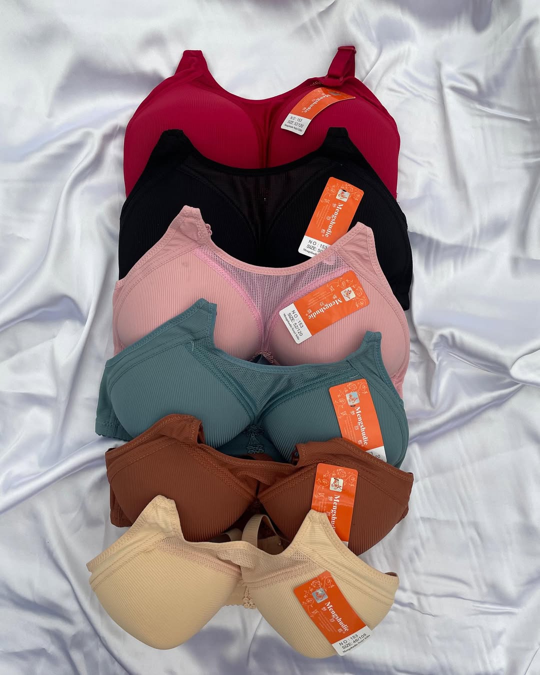 سوتین اسفنجی سایز بزرگ کاپ نازک ضد حساسیت